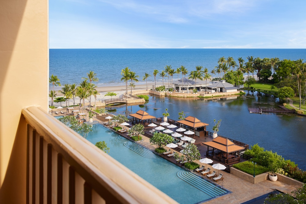 Dusit Thani Hua Hin 7/94