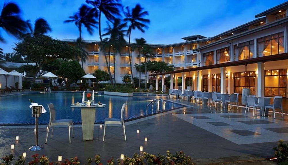 Berjaya Hotel Colombo 42/48