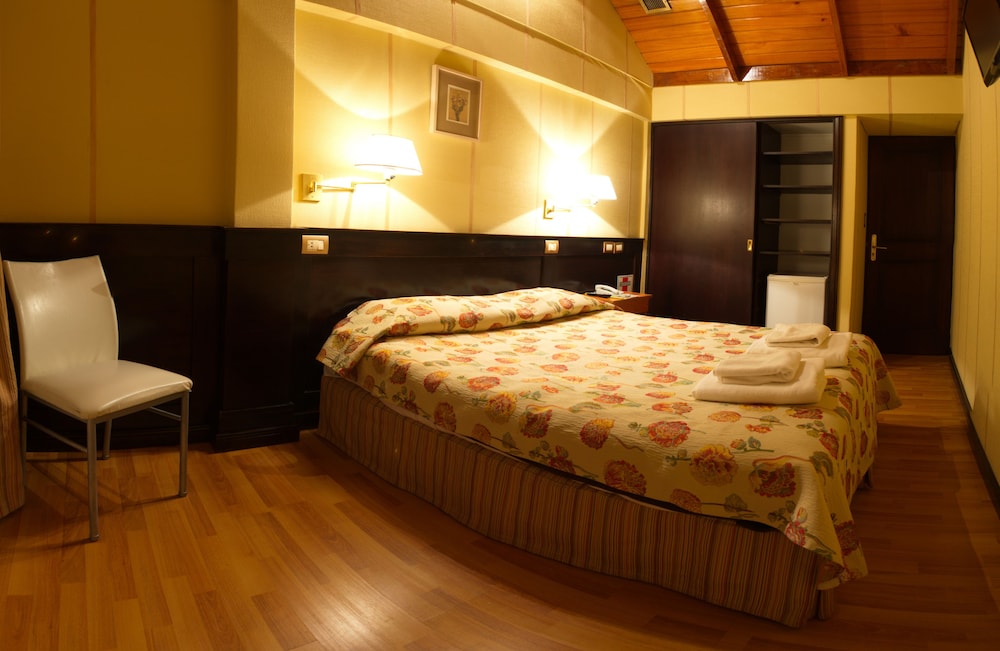 VILLA BRESCIA HOTEL 11/54