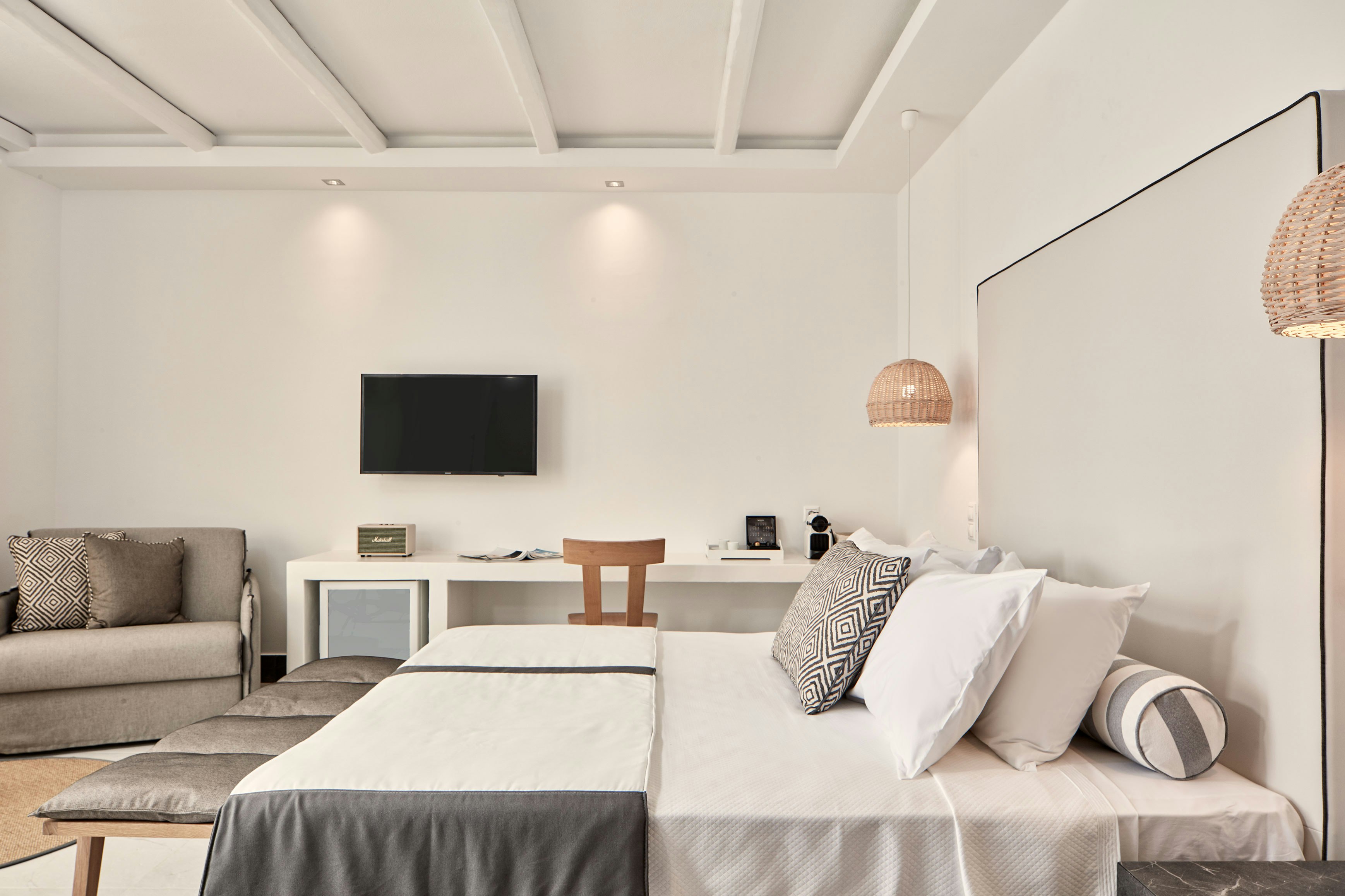 Archipelagos Hotel 25/43