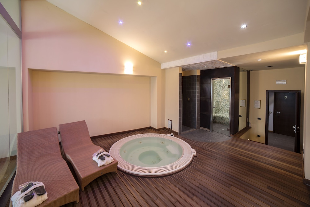 Hotel Lovere Resort And Spa 43/53
