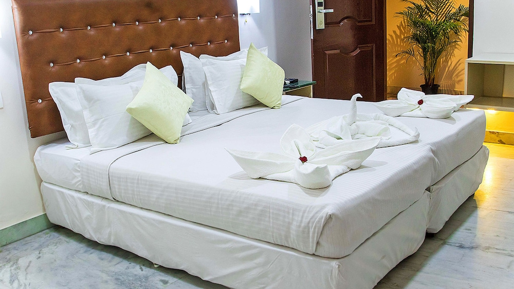 Airavatha Residency 14/26