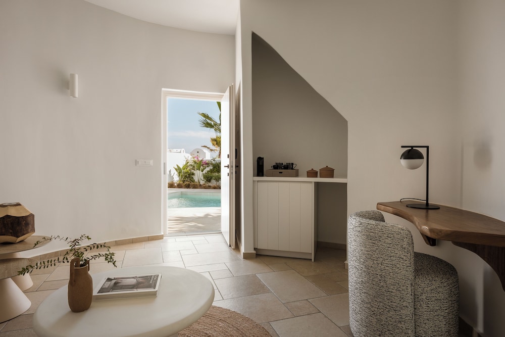 Amaria Beach Resort 8/50