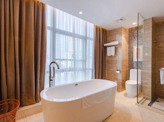 Shunjing Garden Hotel 40/41