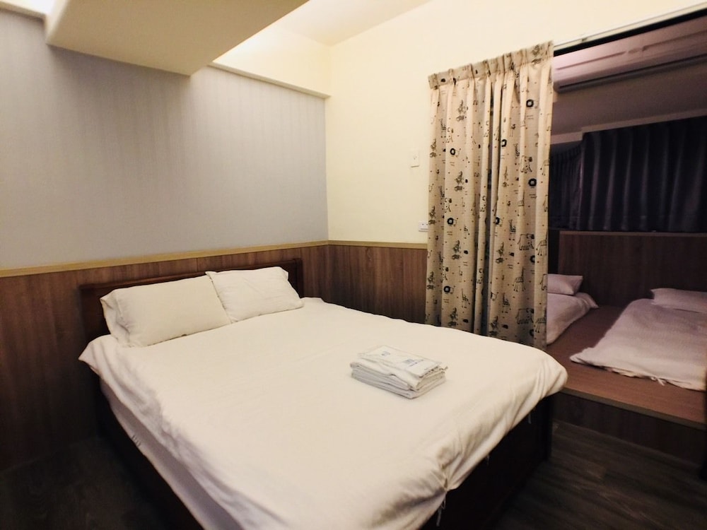 Love Fengjia Colorful Hotel 20/37