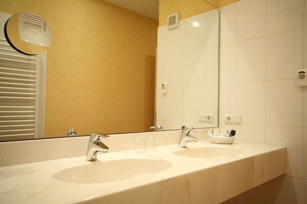 Hotel Alster Hof 28/60