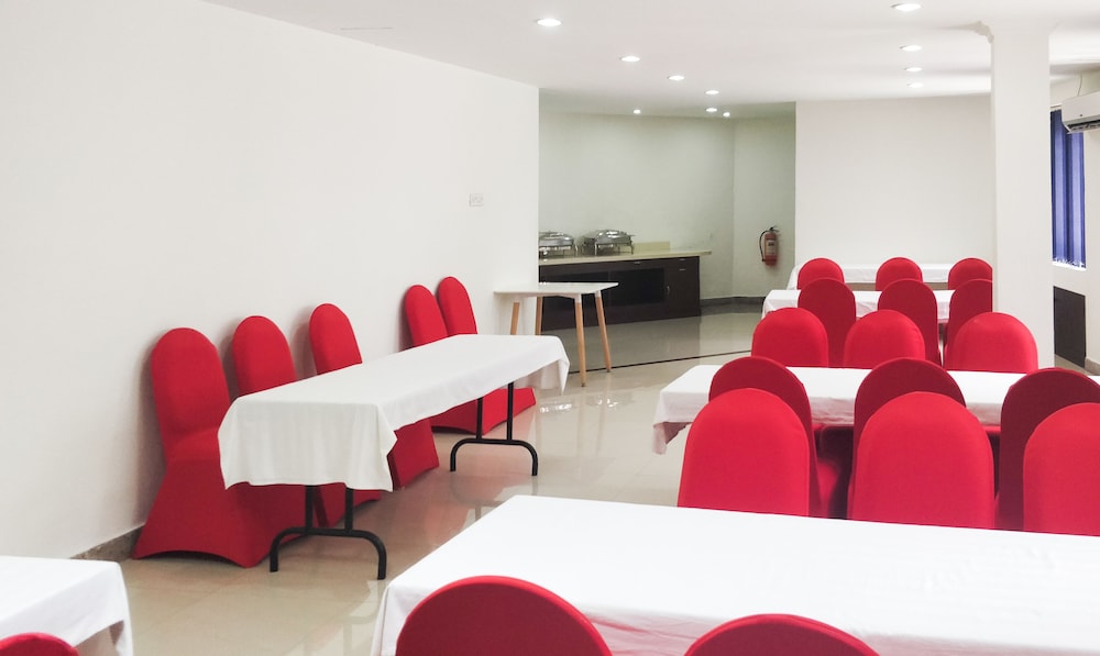 Treebo Trend Edha Suites 50/54