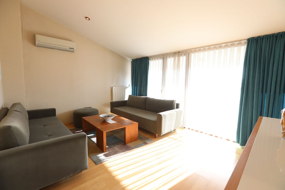 Mezzo Hotel 39/56