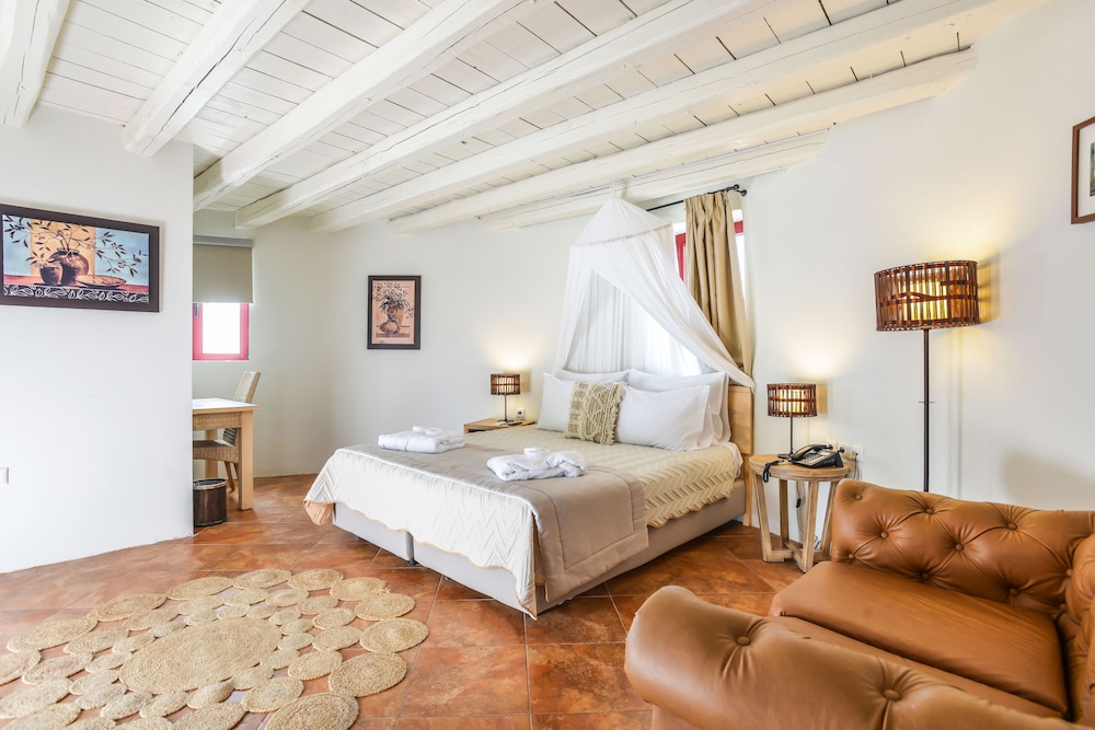 Varos Village Boutique Hotel 12/49