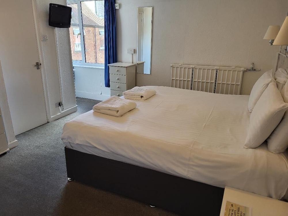 North Parade Seafront Accommodation 15/50