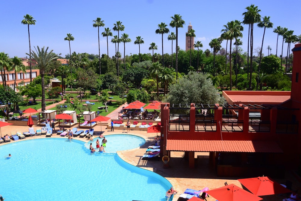 Medina Gardens - Adult only 65/73