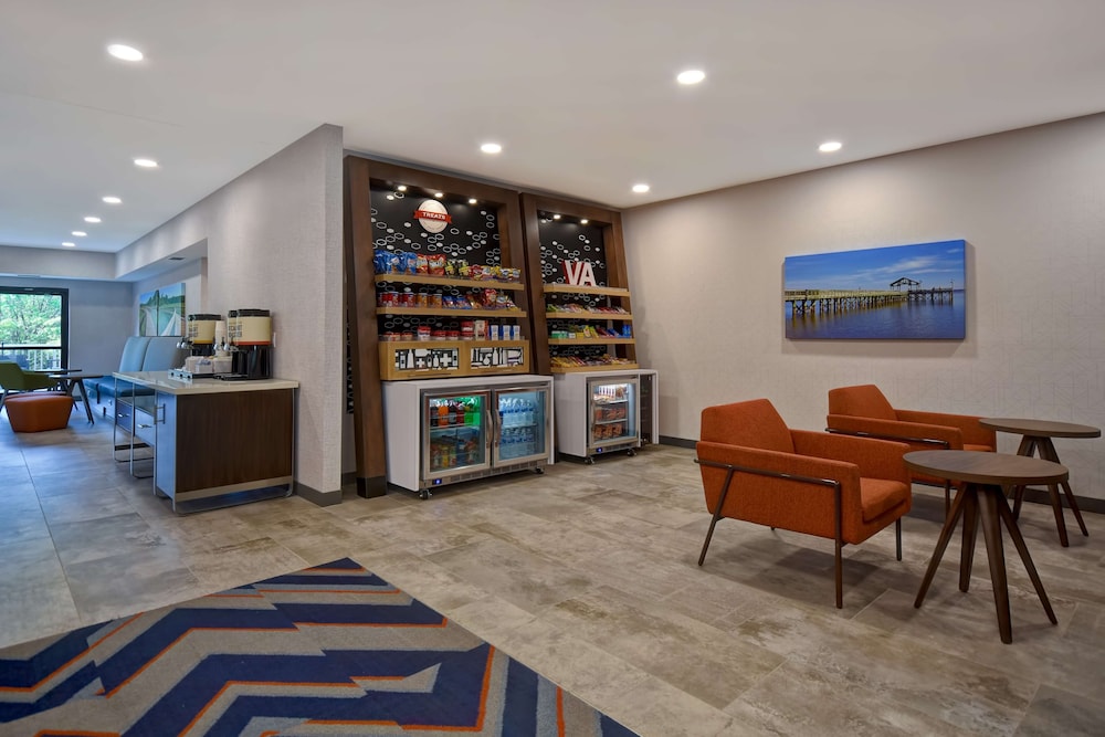 Hampton Inn Potomac Mills Woodbridge 40/53