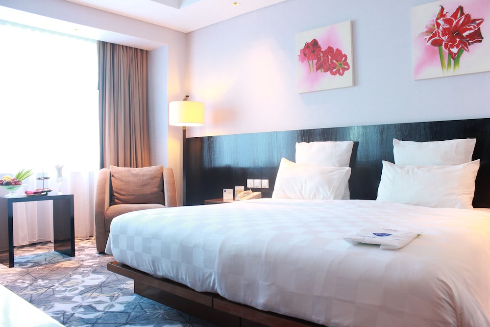 NOVOTEL BALIKPAPAN 26/74