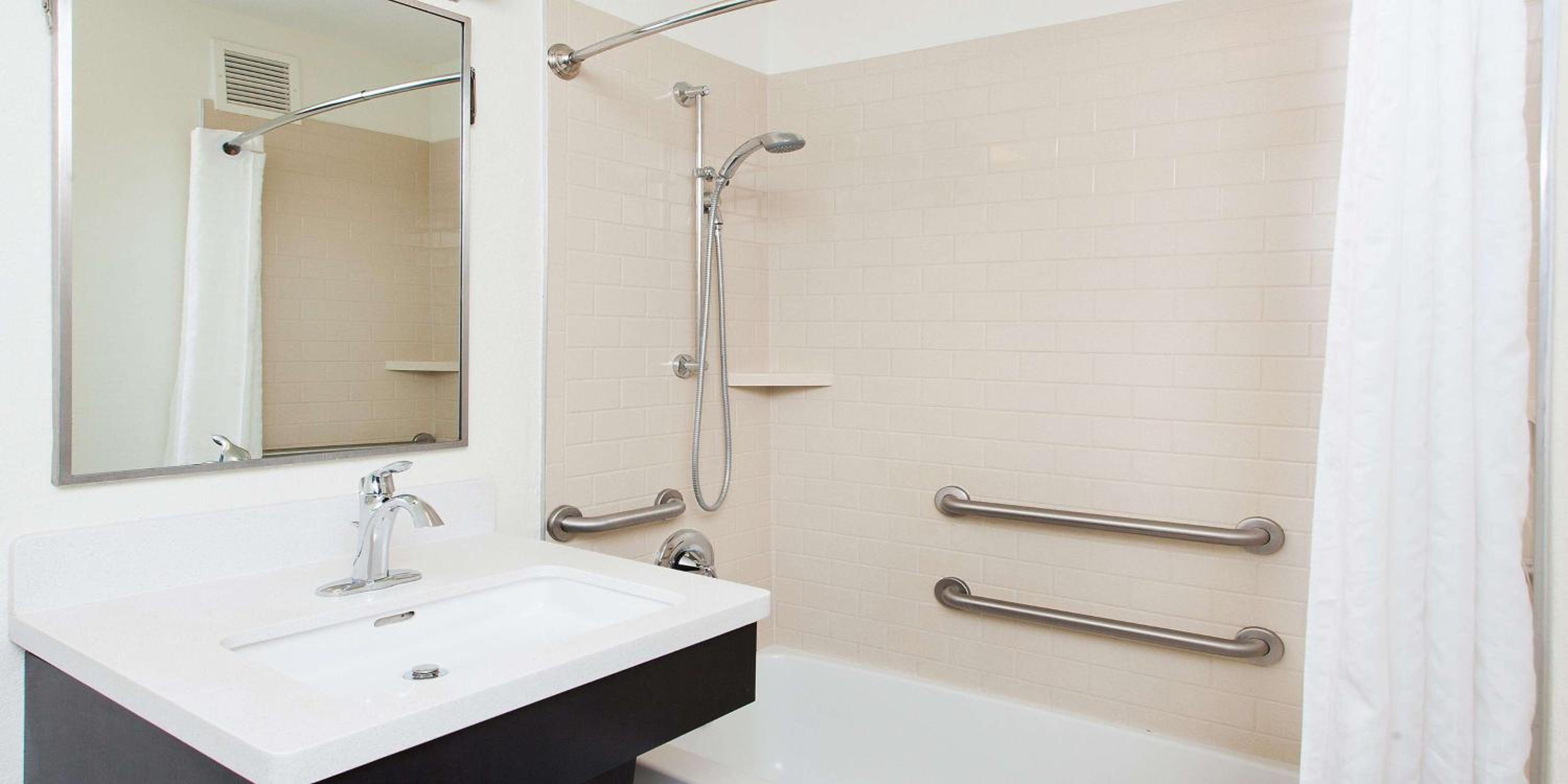 جناح استوديو بسرير كوين بحوض استحمام لذوي الإعاقة، Sonesta Simply Suites Oklahoma City Airport Oklahoma City 6/10
