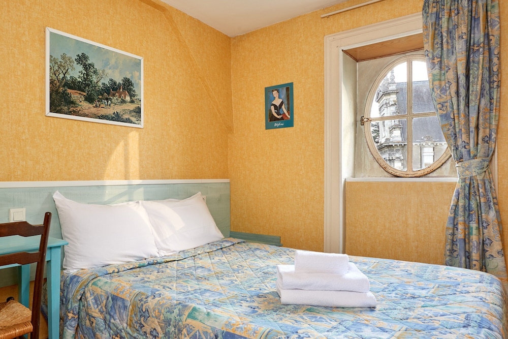 Hotel France Et De Guise 22/60
