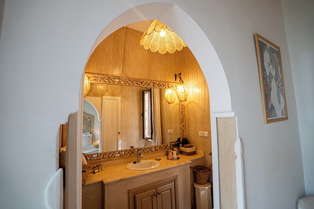 Riad Les Orangers D'Alilia 12/55