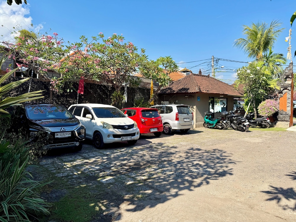 Puri Bali Lovina 38/50