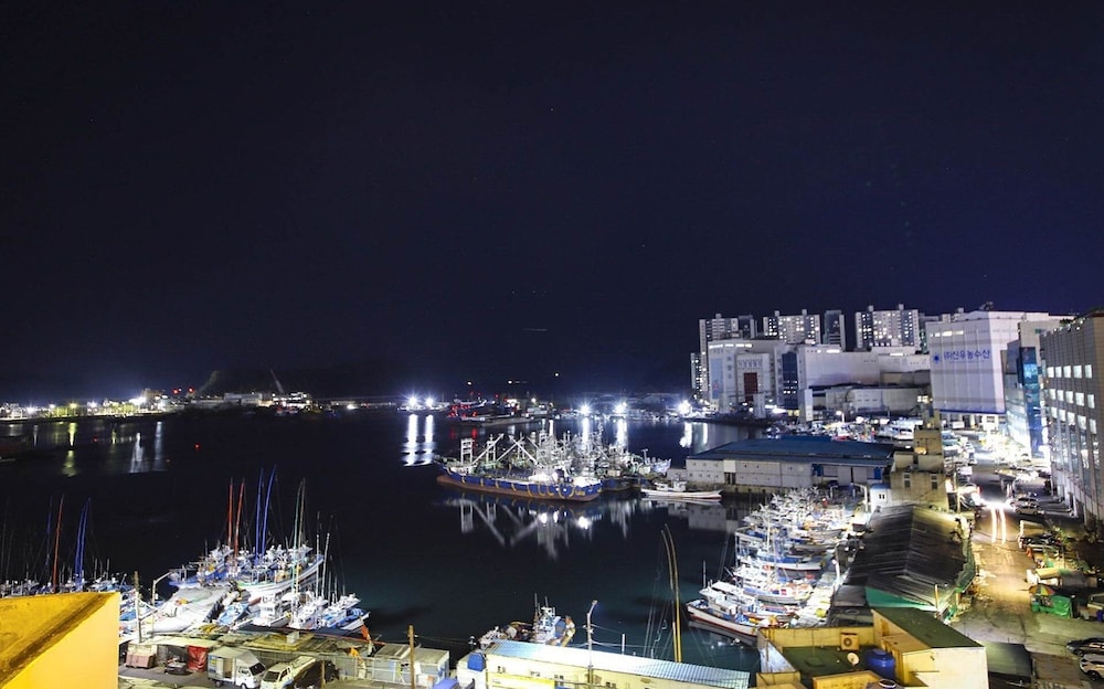 Oia Hotel 40/50