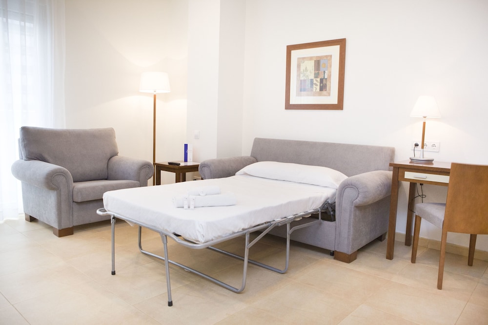 ALBUFERA APARTHOTEL 9/28