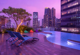 Manhattan Hotel Jakarta 37/40