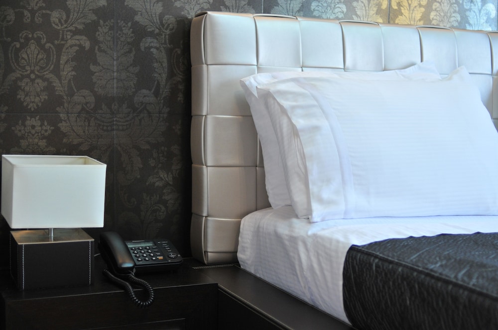Monarc Hotel 30/58