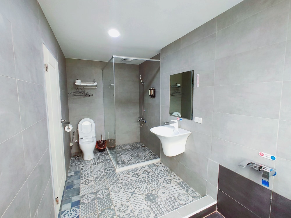 M.House 46/50