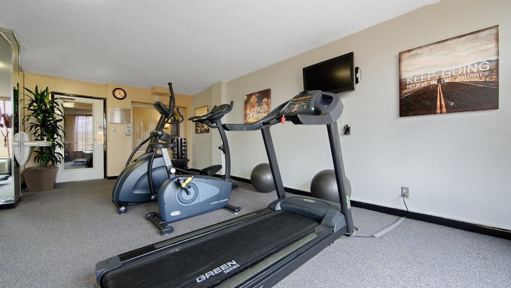 Best Western Plus Grosvenor Airport Hotel 28/48