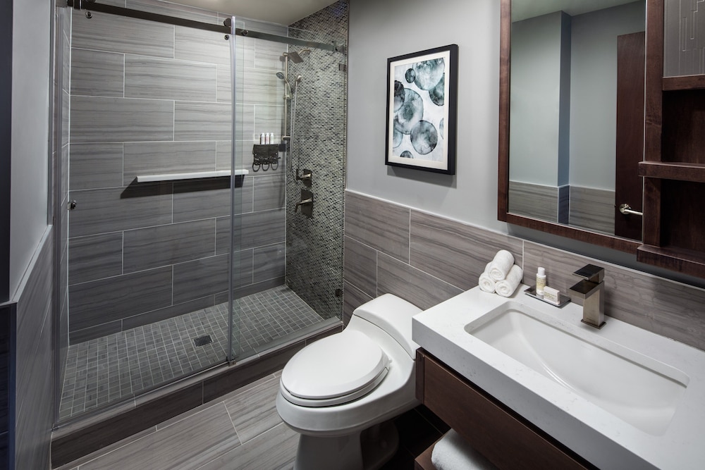 Hotel Indigo Flushing 8/50