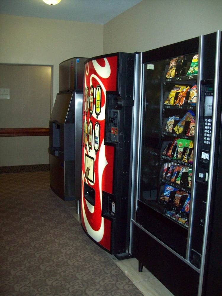 Magnolia Inn Suites 30/50