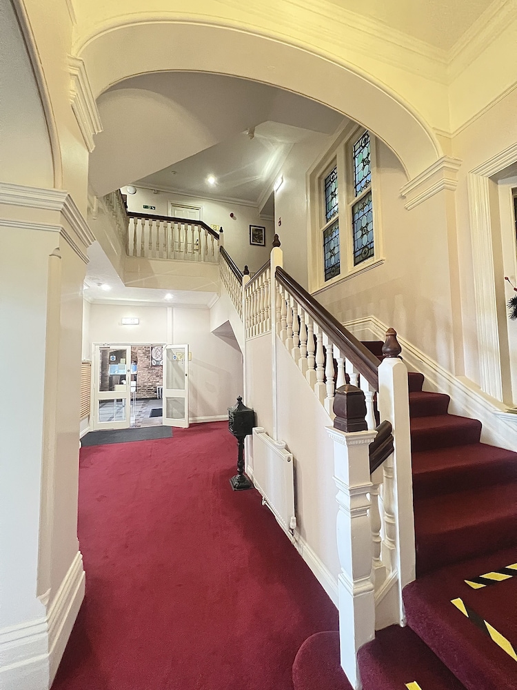 Eastbourne Riviera Hotel 11/64