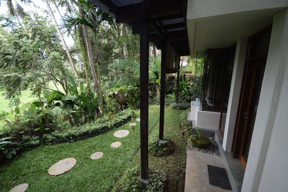 Swarapadi Villa in BALI