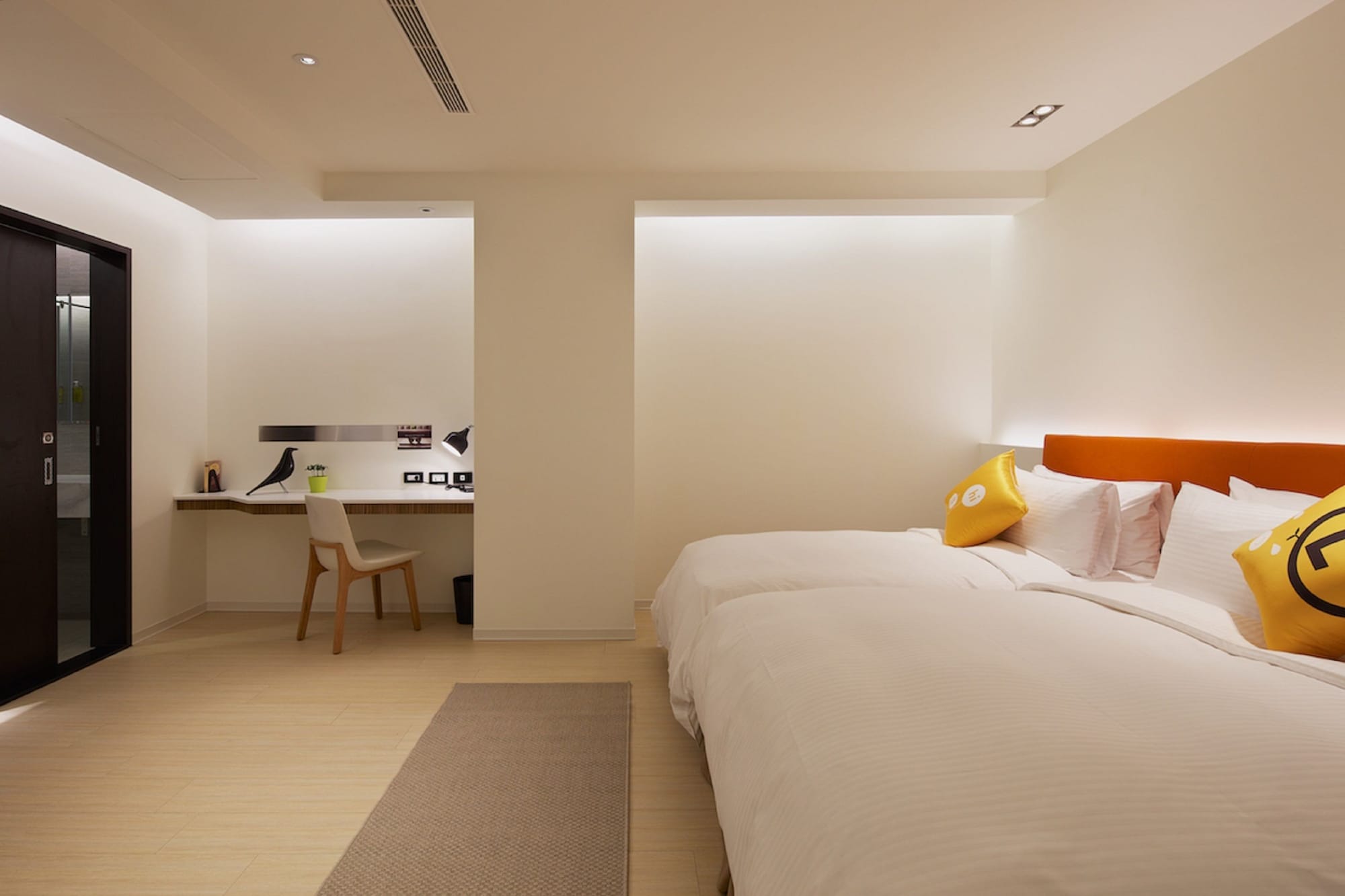 STANDARD, TRIPLE, MULTIPLE BEDS