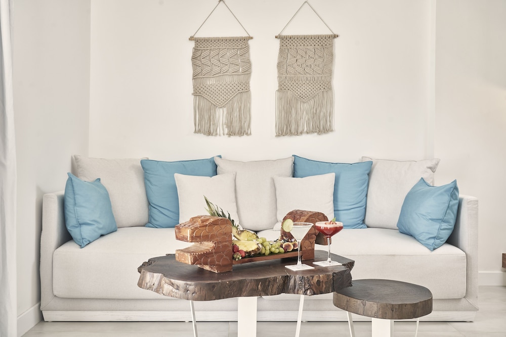 Nikki Beach Resort And Spa Santorini 39/61