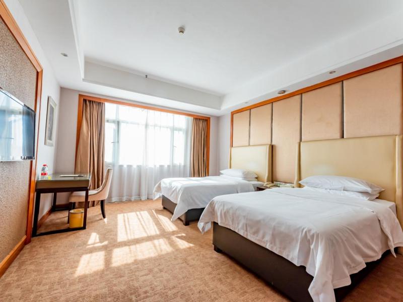 Vienna Hotel (Dongguan Tangxia Binfen Square) 24/35