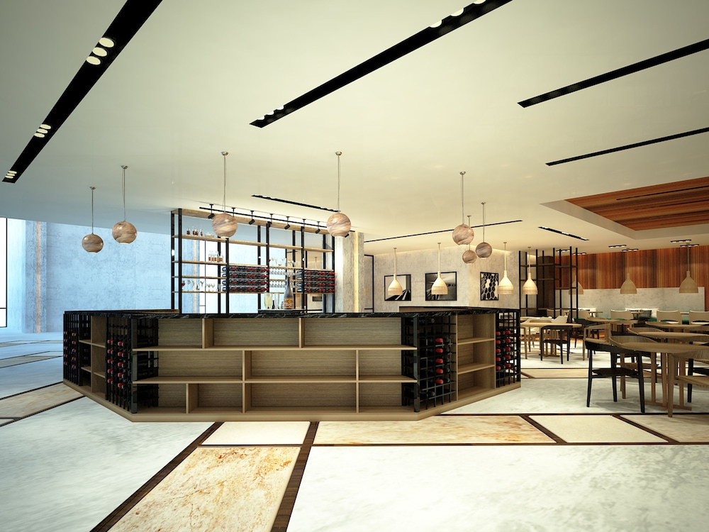 Maayo Hotel 24/37