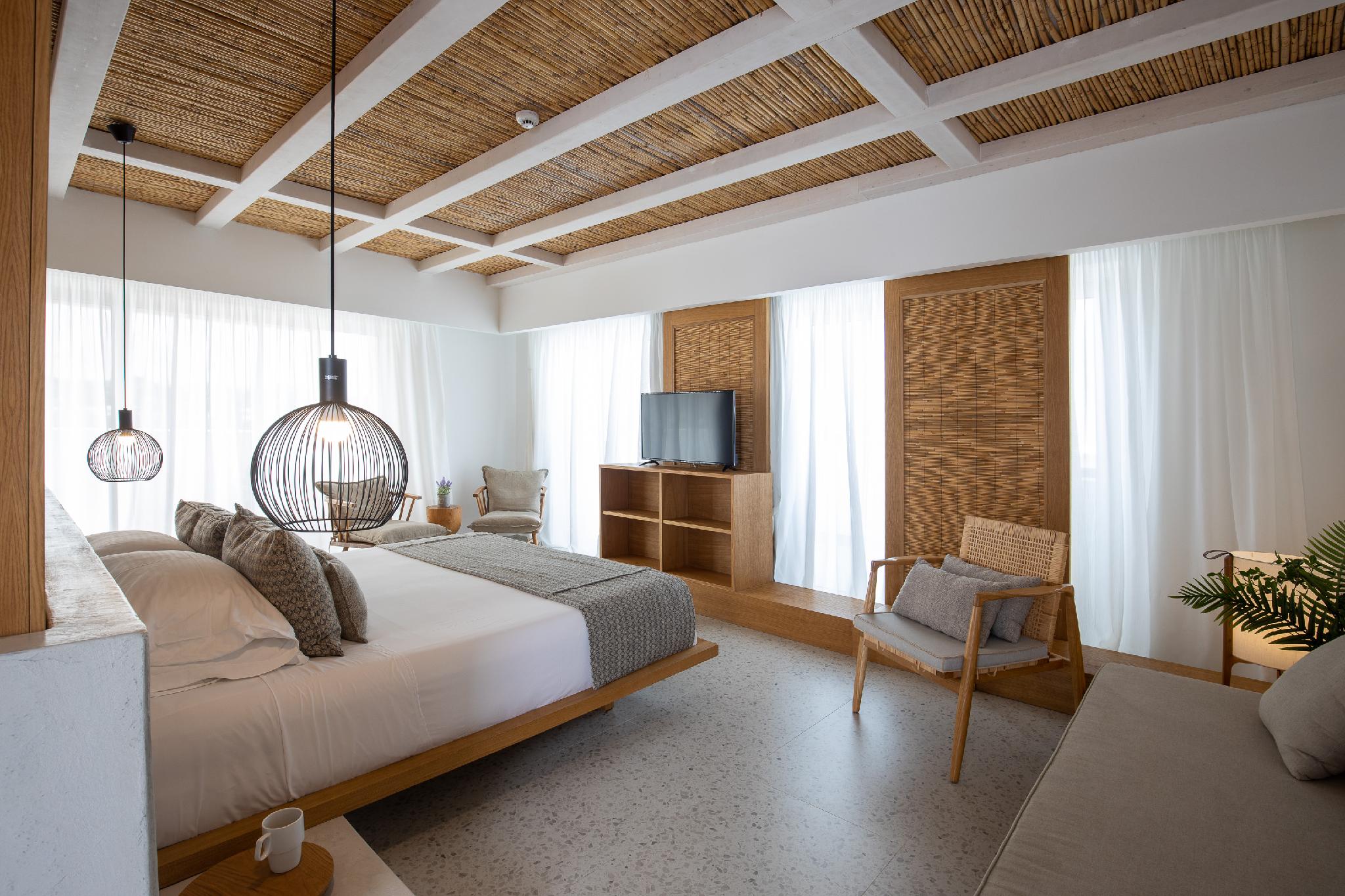 Penthouse Suite, Outdoor Jetted Tub