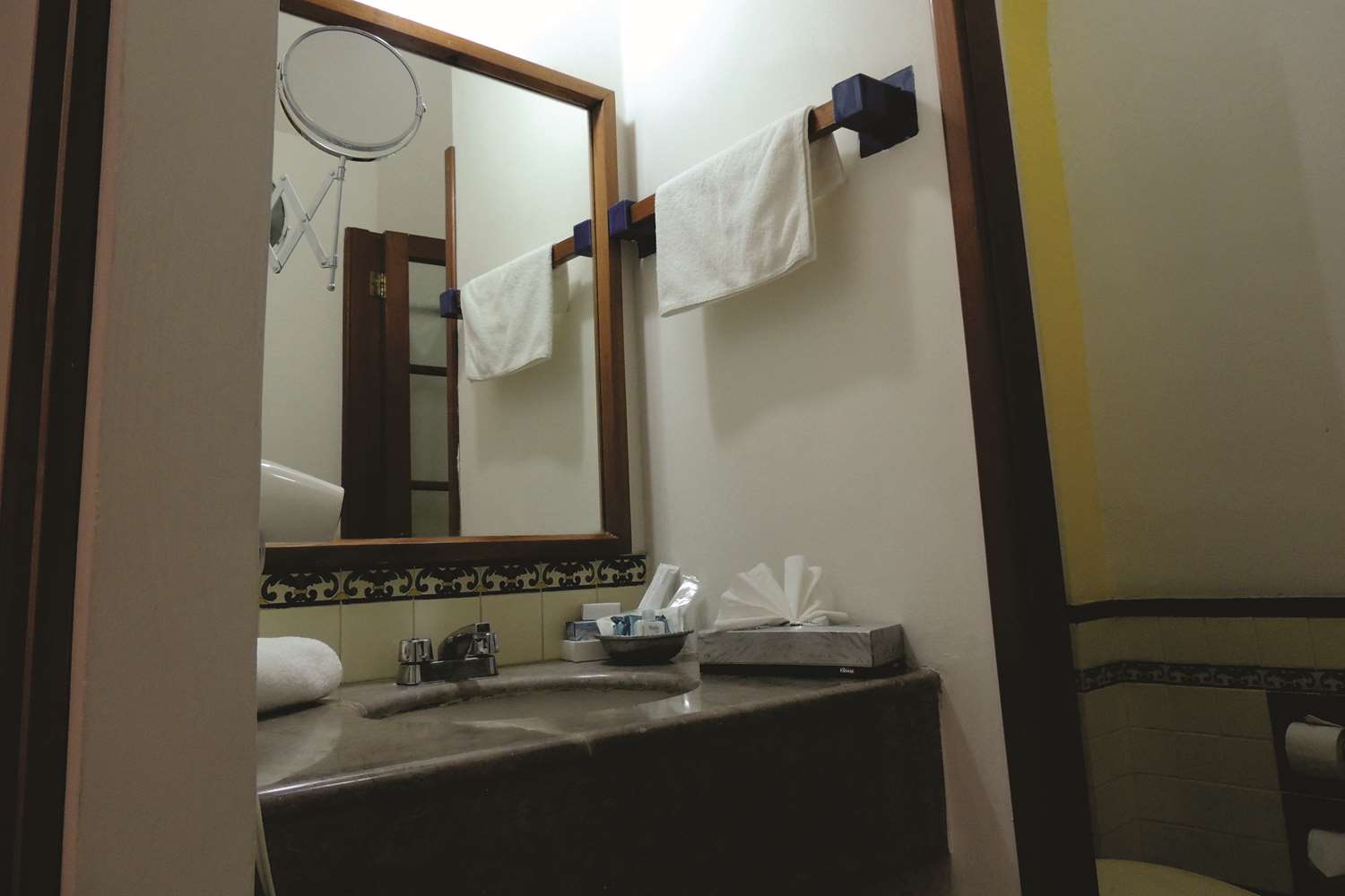 HOTEL CONCIERGE PLAZA COLIMA 30/32