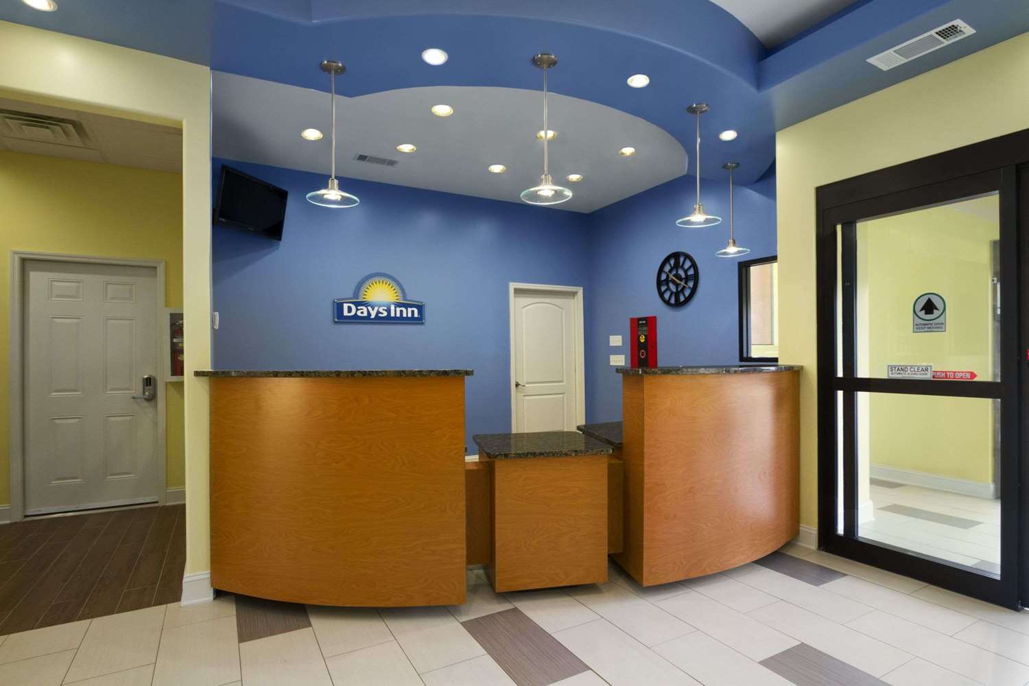 Days Inn By Wyndham Fultondale 4/9
