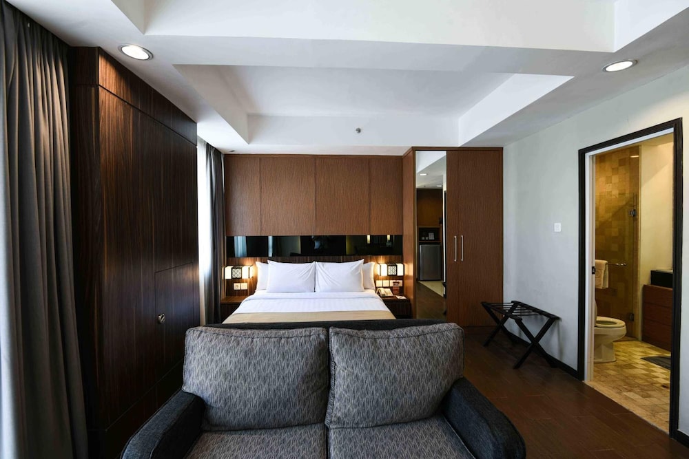 The Malibu Suites Balikpapan 13/36
