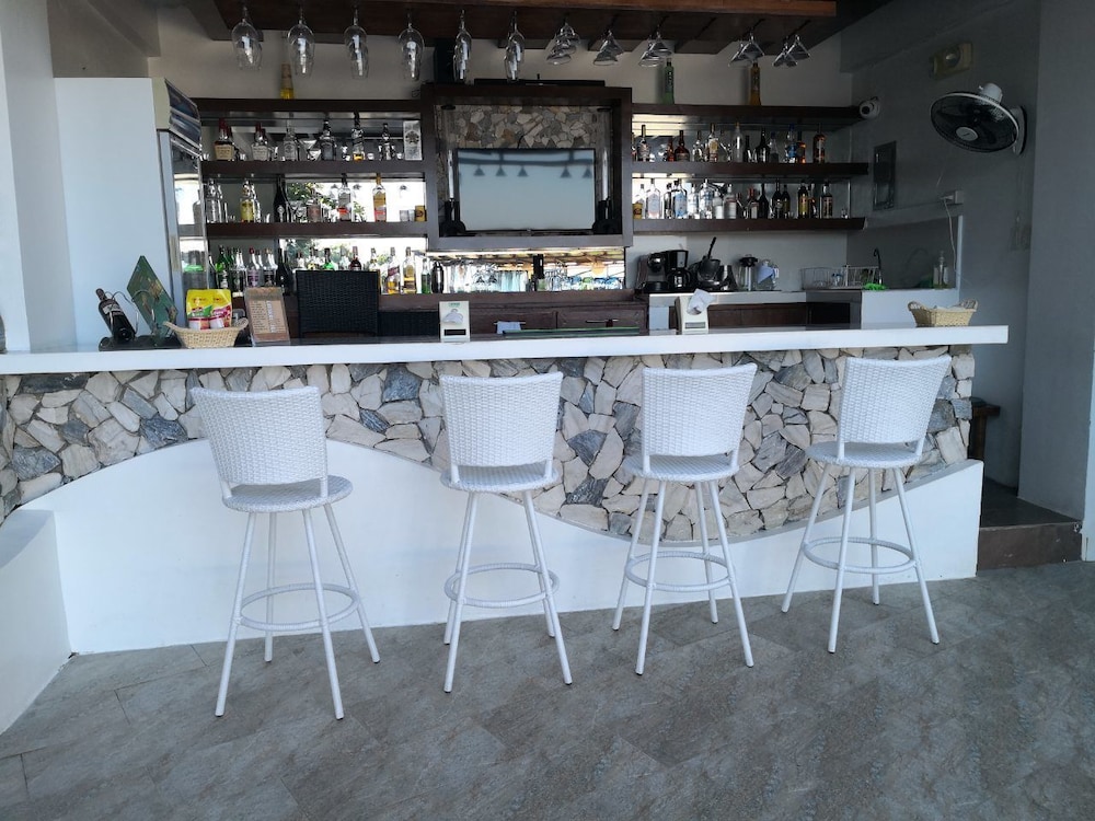 Manarra Seaview Resort 48/67