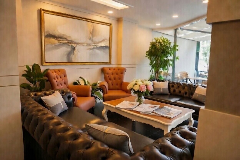 The North Hotel 52/65