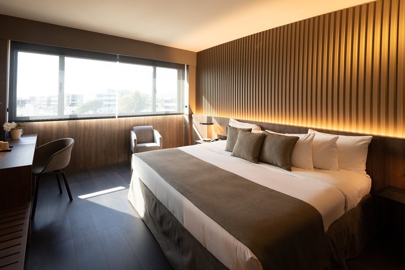 Barcelona Airport Hotel 14/86