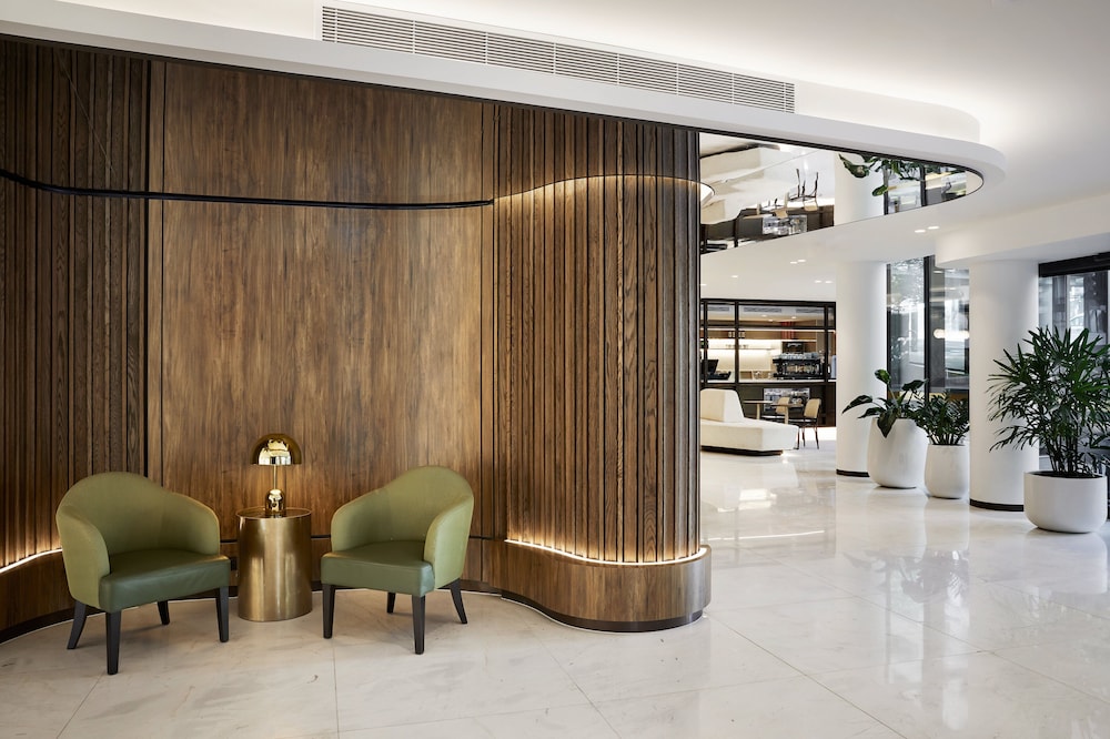 Crowne Plaza Sydney Darling Harbour 6/81