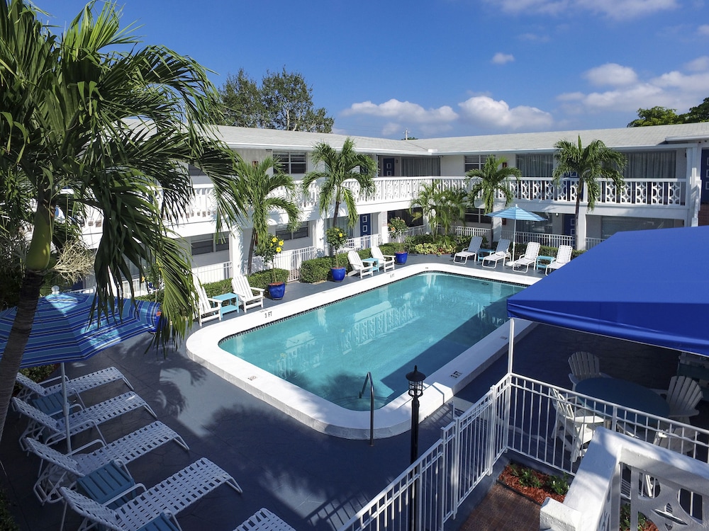 May Dee Suites 55/67