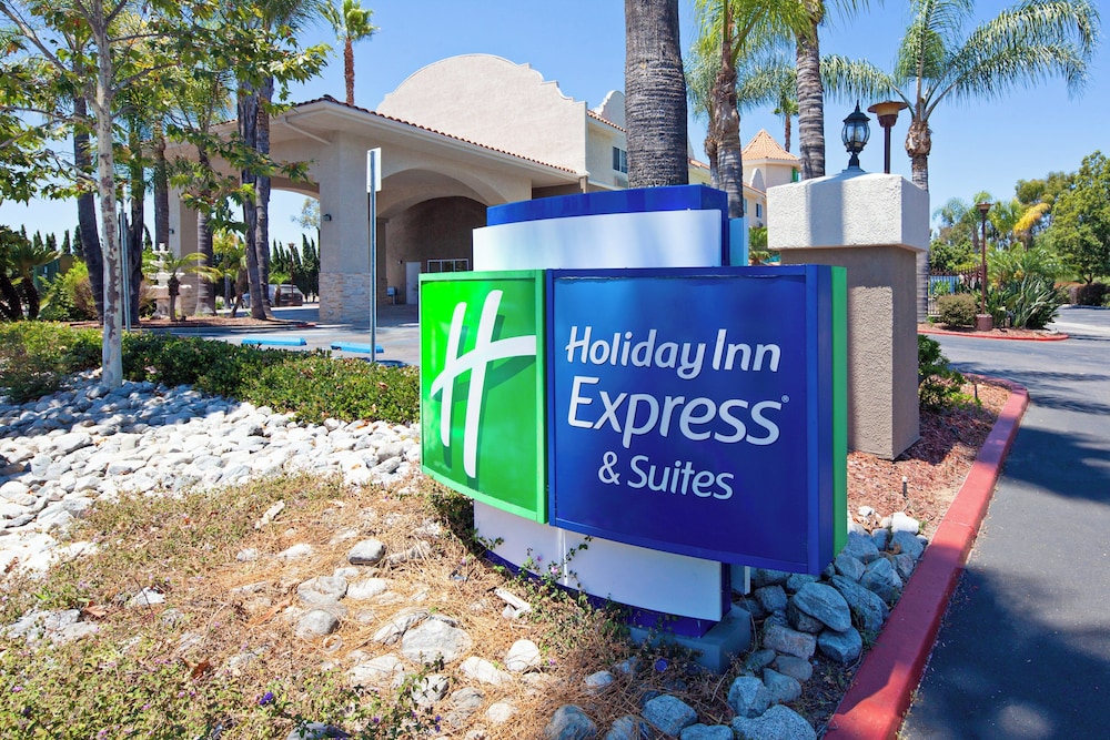 Holiday Inn Express & Suites San Diego-Escondido 29/68