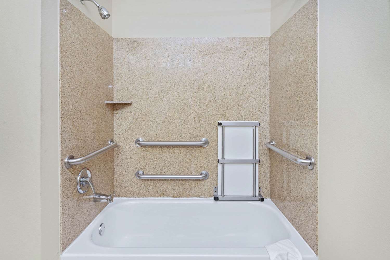La Quinta Inn & Suites by Wyndham Morgan City 19/19