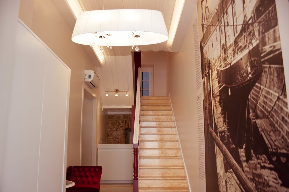 Lisbon Arsenal Suites photo1
