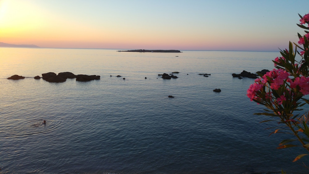 Klinakis Beach Hotel 54/60