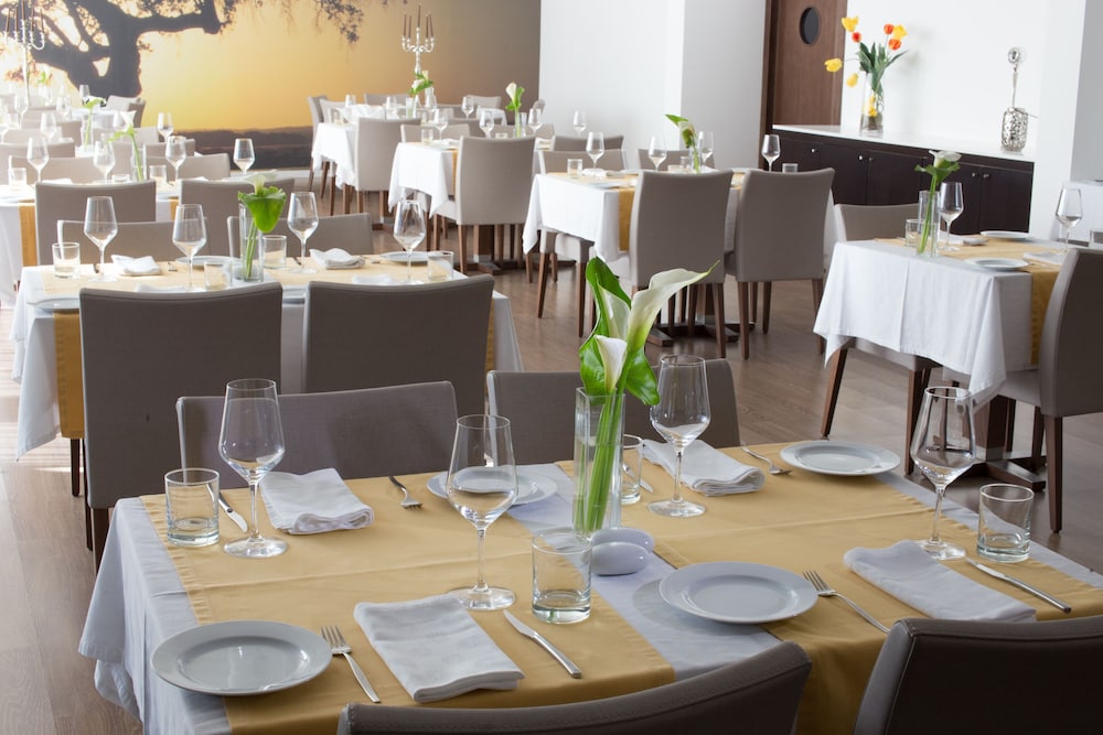 Monte Filipe Hotel And Spa 50/59
