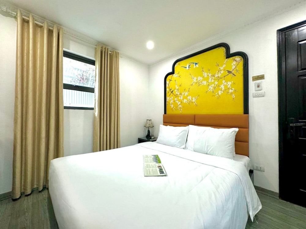 SUPERIOR, DOUBLE BED